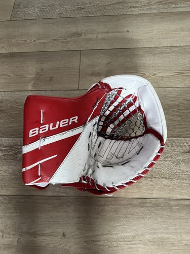 Bauer Supreme 3S Goalie Glove