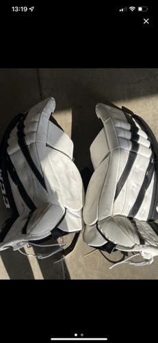 White Senior 32" CCM Extreme Flex E3.9 Goalie Leg Pads