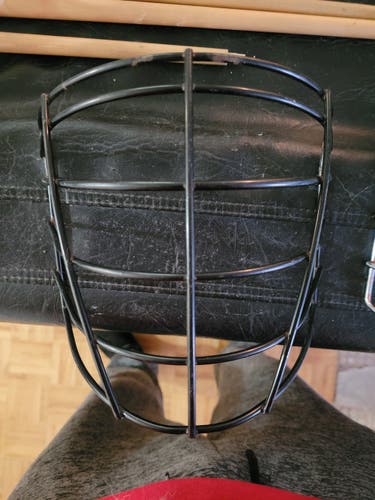 Black pro style box cage