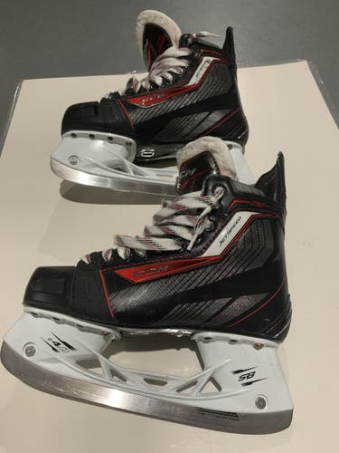 CCM JetSpeed 290 Hockey  Skates Regular Width Size 5