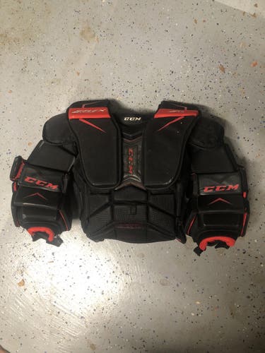 CCM Eflex 1.9 Intermediate S-M Chest Protector