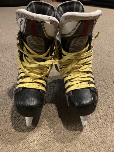 Bauer Vapor X90 hockey skates