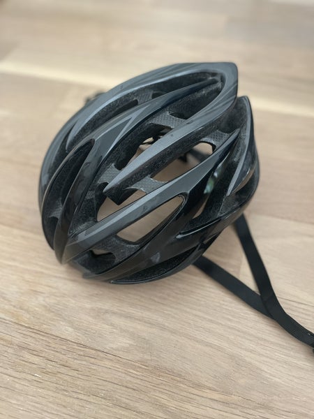 Adults' Giro Agilis Road Bike Helmet