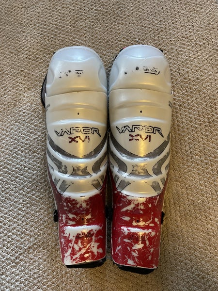Senior Bauer Vapor XVI Shin Pads