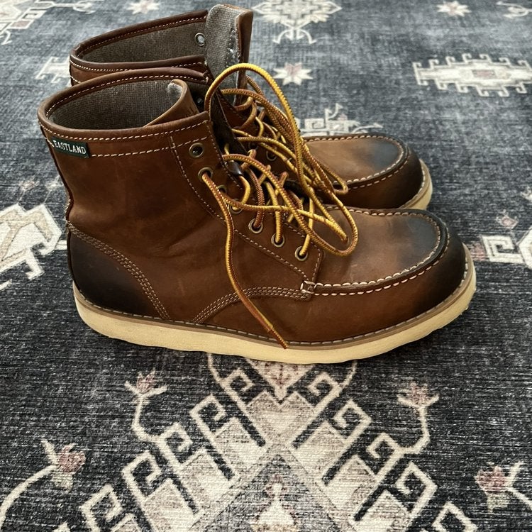 eastland moc boot