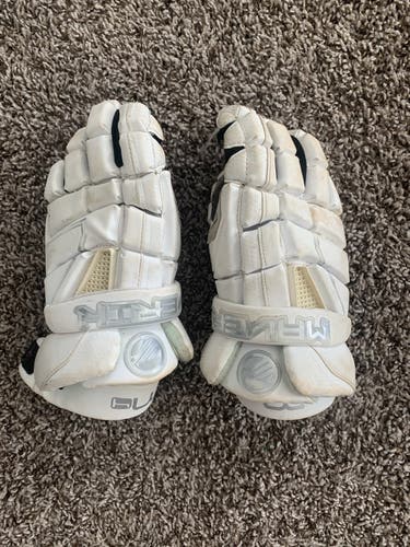 Used Maverik 12" M4 Gloves