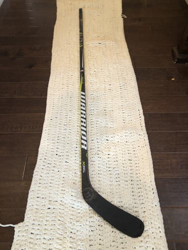 Used Sr. Pro Stock Warrior RH Alpha QX Hockey Stick Toe Pattern