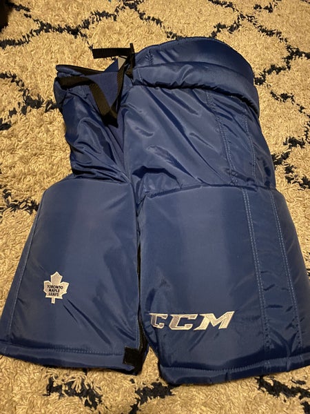 New CCM HP70 Toronto Maple Leafs Pro Stock/Return Hockey Pants Senior Large + 2