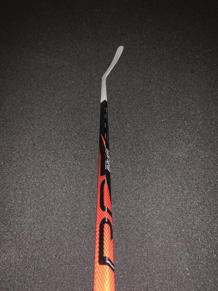 New Right Handed Vapor FlyLite Hockey Stick