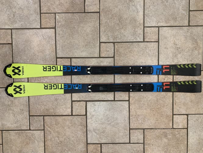 Used 2017–2018 Volkl Racing Racetiger SL Junior Skis 145 cm With Race 10 Bindings