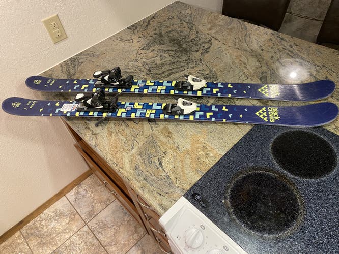 Used Black Crows Junius (Kids) Twin Tip All Mountain Skis