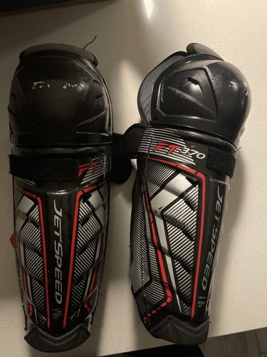 CCM Junior Shin guards