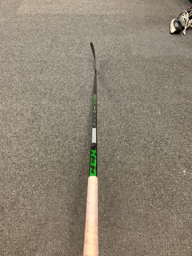 Senior Right Handed Toe Pattern  Ribcor Trigger 5 Pro Hockey Stick