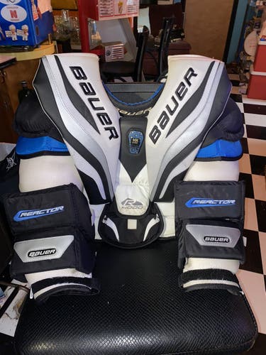 Used Medium Bauer Reactor 4000 Goalie Chest Protector