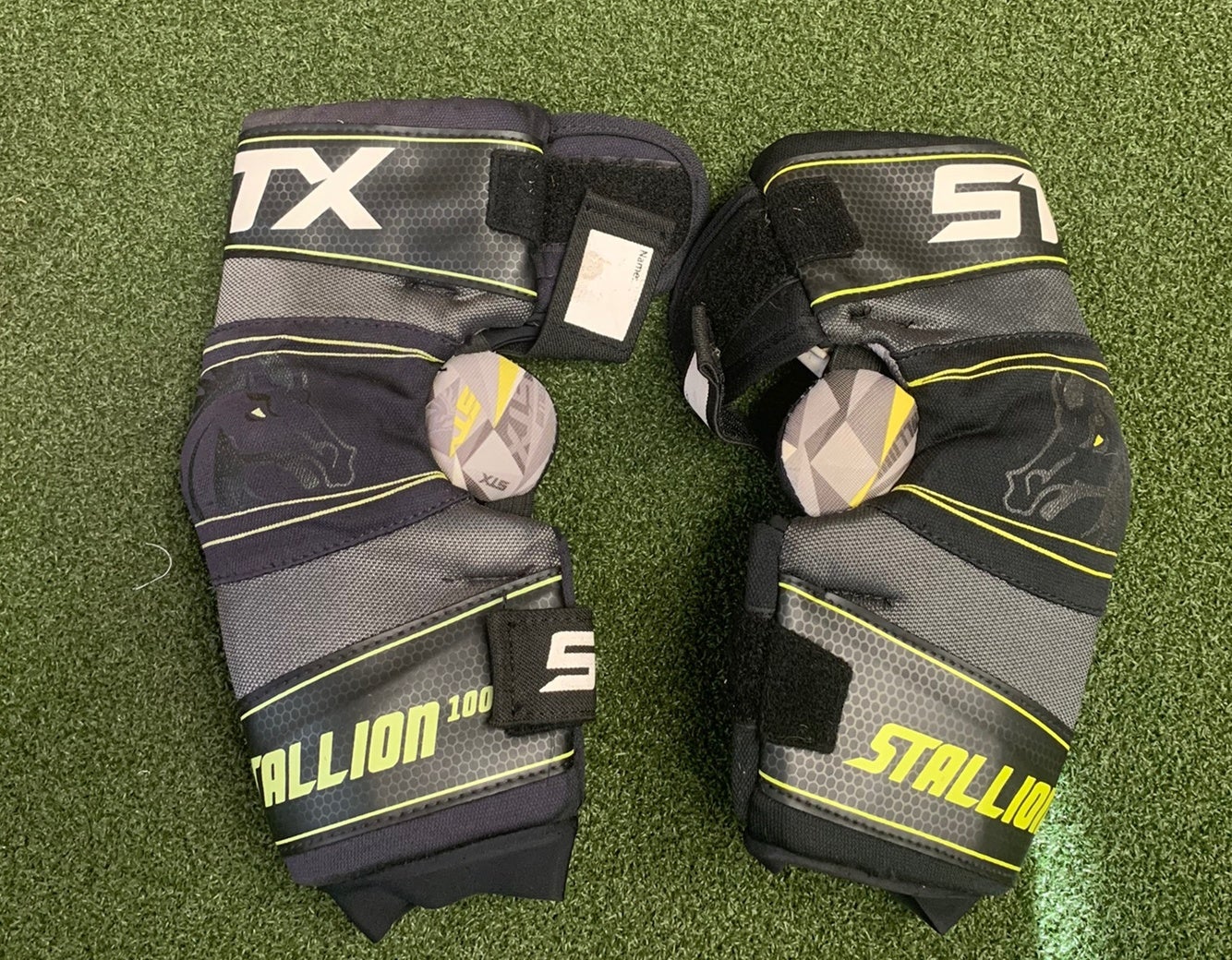 STX Lacrosse Stallion 100 Arm Pad 