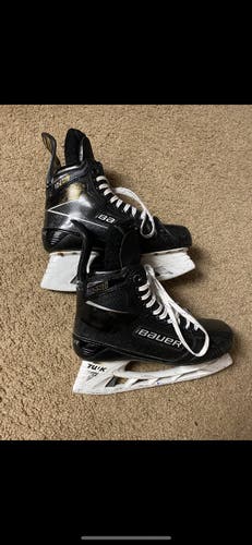 Senior Bauer Regular Width Pro Stock Size 7 Supreme UltraSonic Hockey Skates