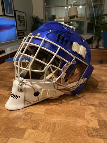 Custom Painted Bauer 950X Goalie Mask S/M