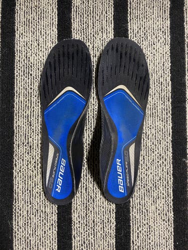 Senior Bauer Regular Width  Size 9 Speed Plate 2.0 Hockey Skates