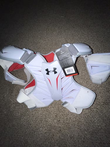 New Large Under Armour Revenant Shoulder Pads