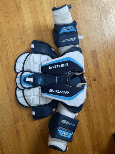 Used Medium Bauer Reactor 9000 Goalie Chest Protector