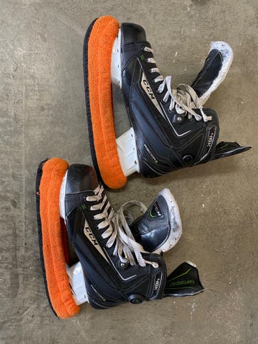 Used CCM Regular Width Size 9 RibCor 46K Pump Hockey Skates