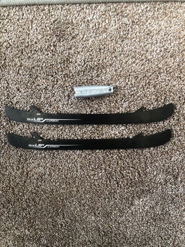 New Bauer 280 mm TUUK Lightspeed 5 Carbon Edge