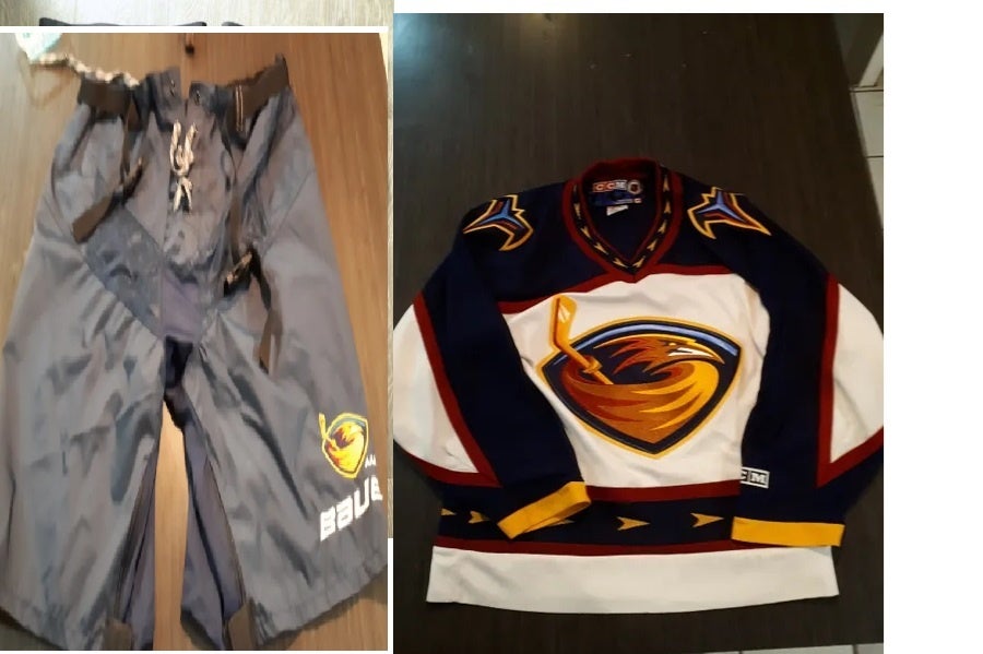 Rare Atlanta Thrasher's Home CCM Jersey Men's Small And Matching XL Pant shell