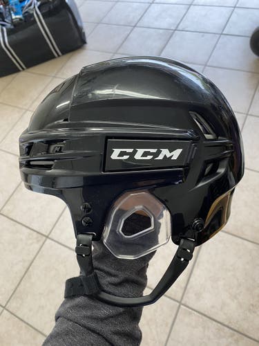 Black Used Medium CCM  Tacks 910 Helmet