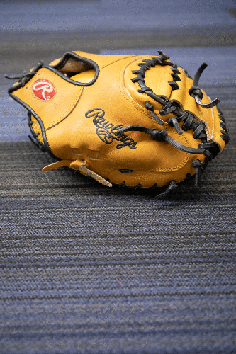 Tan Used Adult Rawlings Right Hand Throw Catcher's Heart of the Hide Baseball Glove 33"