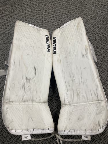 Used BAUER UltraSonic white Medium goal pads