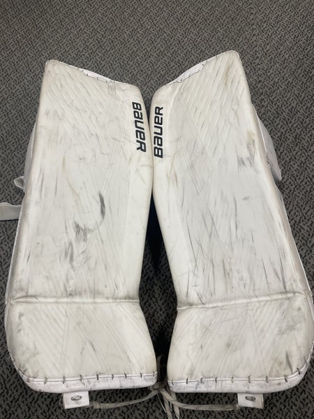 Used BAUER UltraSonic white Medium goal pads