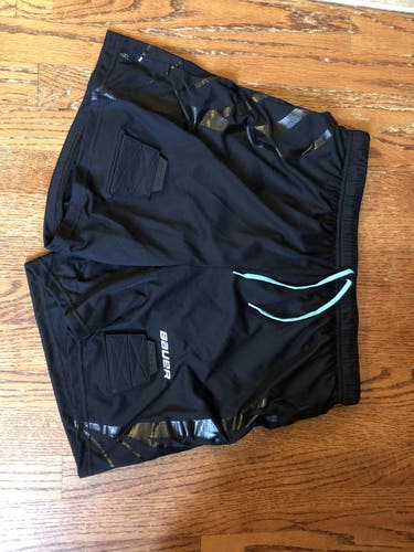 Bauer women’s Jill short