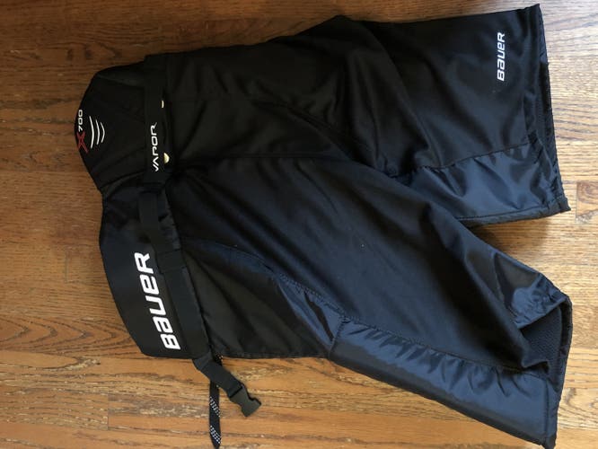 Black Senior Medium Bauer Vapor X700 Hockey Pants