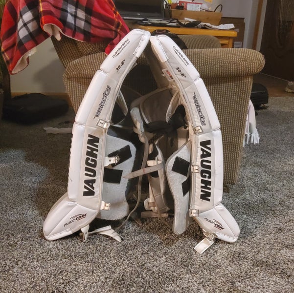 White Used Junior 30" Vaughn Velocity V7 Goalie Leg Pads