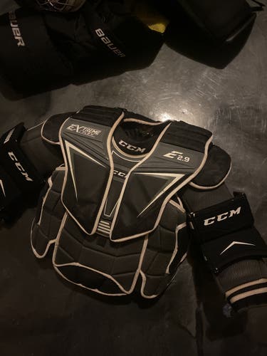 CCM 2.9 Goalie Chest protector
