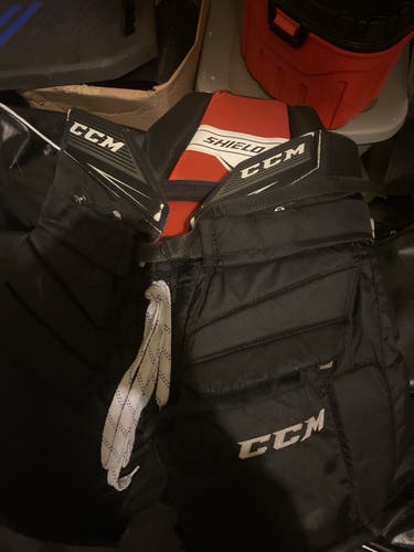 Black Used Medium CCM Extreme Flex II Shield Pro Hockey Goalie Pants