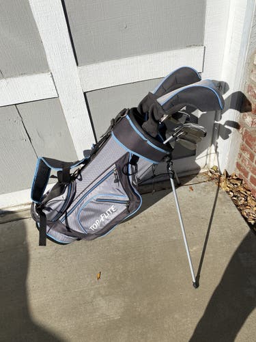 Women’s complete Topflite golf club set