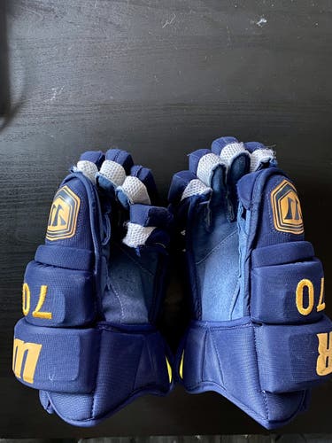St Louis Warrior 13" Pro Stock AX1 pro Gloves