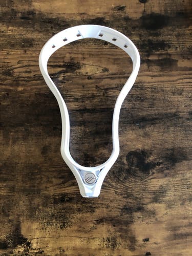 White Used Attack & Midfield Unstrung Tactik 2.0 Head
