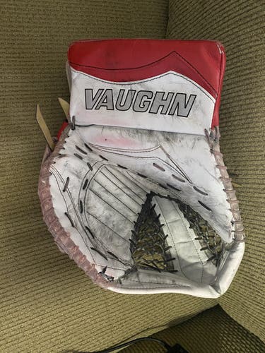 Red Vaughn Vision 5500 Pro Stock Catch Glove