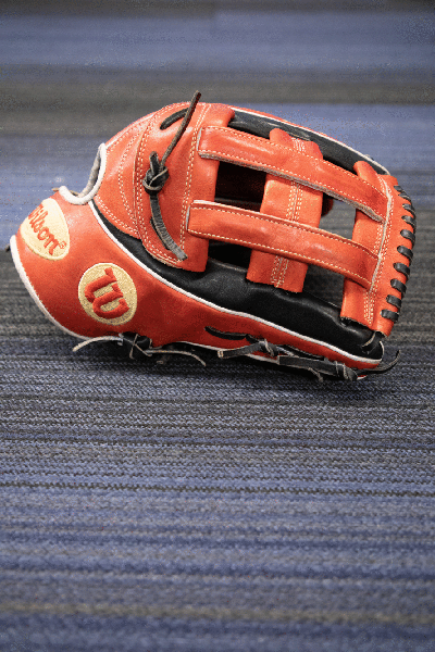 Red Lightly Used Adult Wilson A2K Right Hand Throw Outfield Heart of the Hide Baseball Glove 12.75"