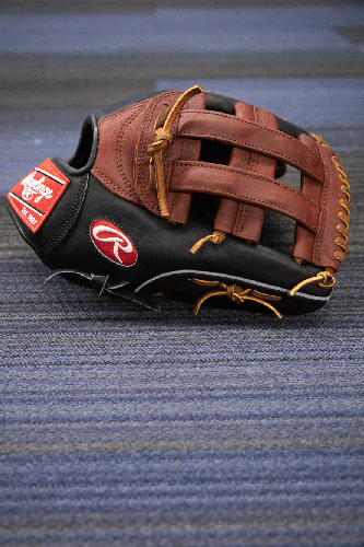 Black Adult New Rawlings Right Hand Throw Heart of the Hide Baseball Glove 12.75"