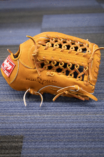 Tan New Adult Rawlings Right Hand Throw Outfield Heart of the Hide Baseball Glove 12.75"