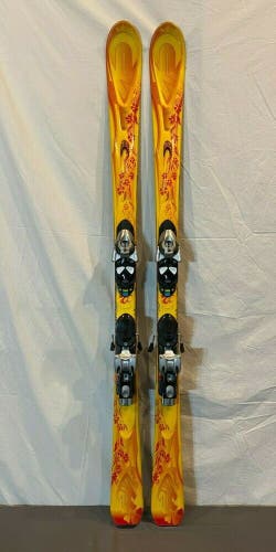 K2 Burnin Luv 153cm 115-68-99 r=12m Skis w/Salomon S712 Adjustable Bindings