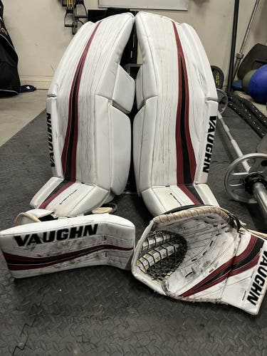 Darcy Keumper White Senior 35" + 1.5 Regular Pro Stock Ventus SLR Pro Carbon Pro Goalie Full Set