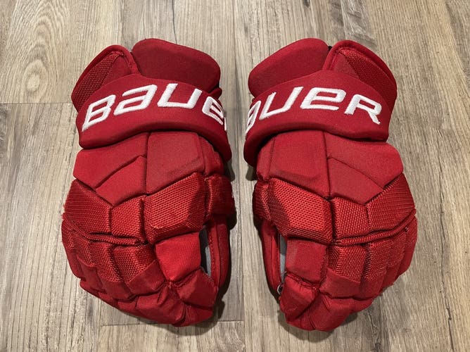 Bauer 2S pro stock hockey gloves Detroit Red Wings 13