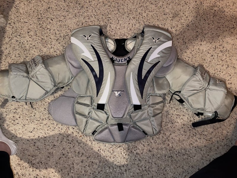 Used Medium Vaughn Pro Stock Velocity V5 Goalie Chest Protector