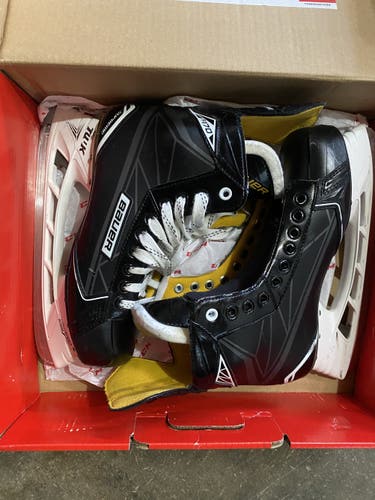 Senior Used Bauer Supreme S170 Hockey Skates Regular Width Size 9.5
