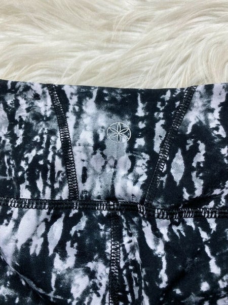 Gaiam Capri High Waisted Black White Splatter Printed Leggings