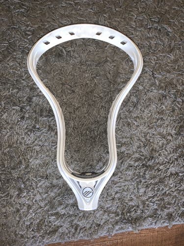 White Used Attack & Midfield Unstrung Tactik Head